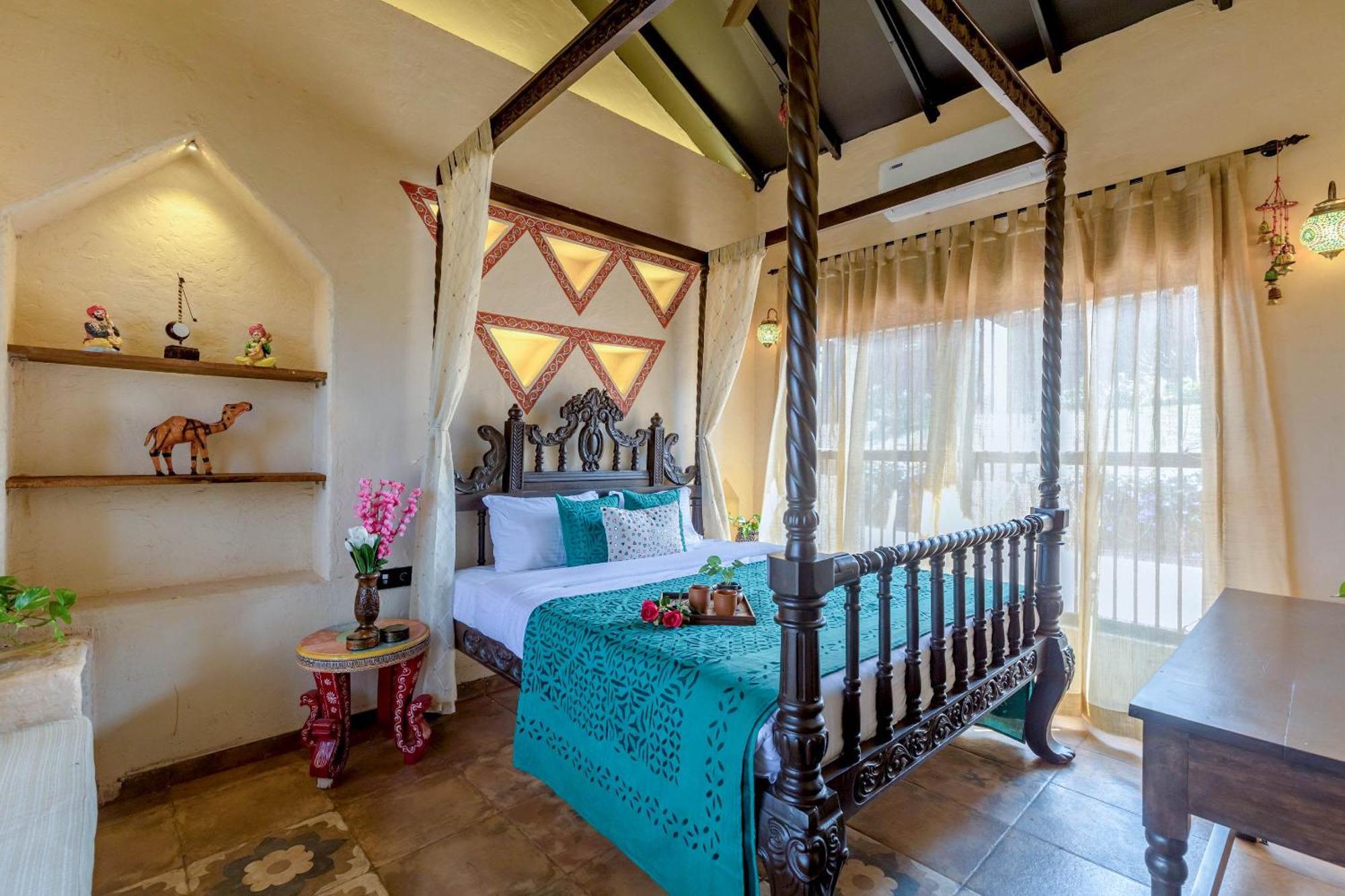 Dio Regaalo Theme Resort, Ratnāgiri Exteriör bild