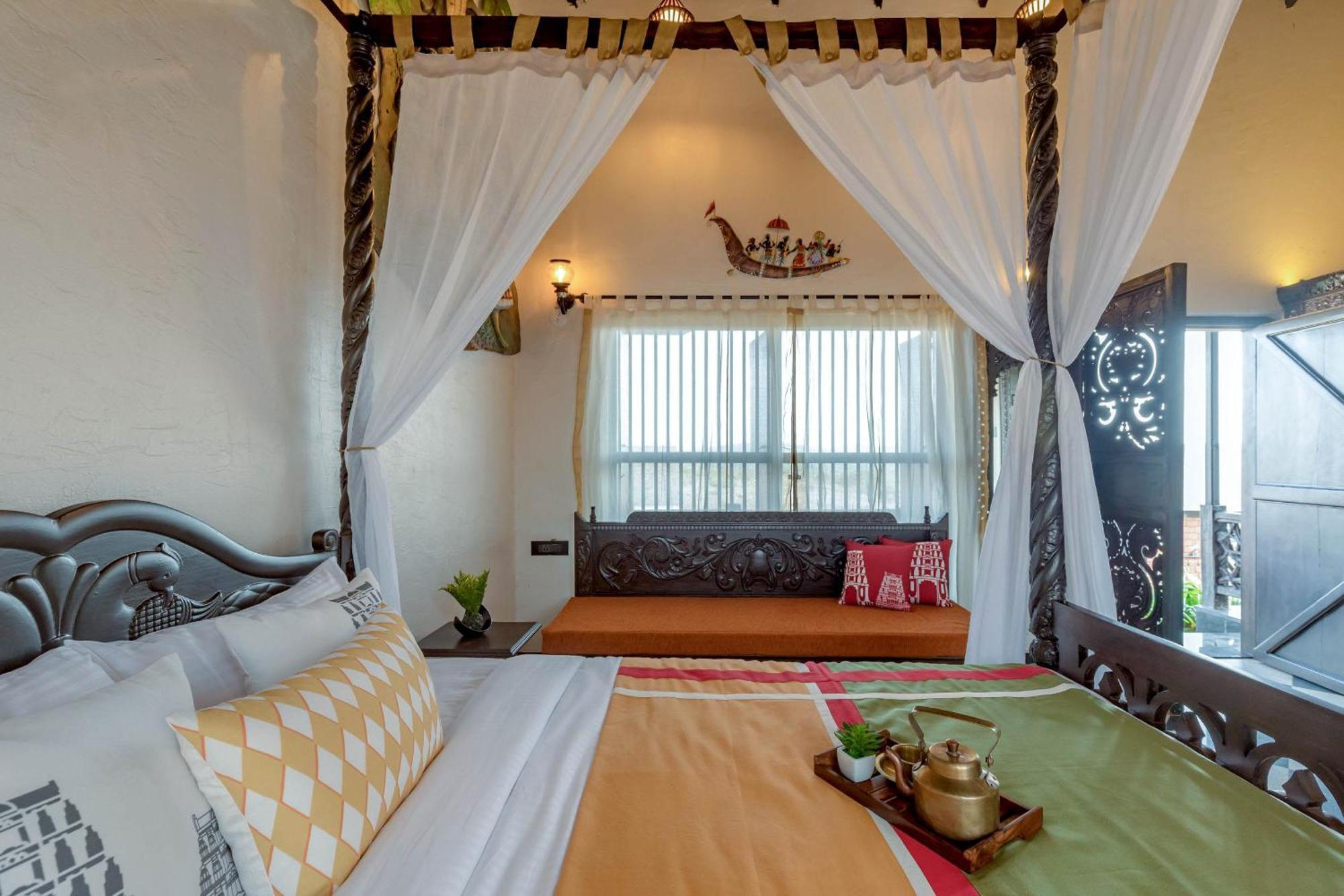 Dio Regaalo Theme Resort, Ratnāgiri Exteriör bild